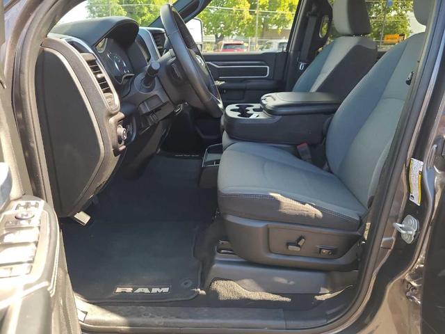 Photo of 2024 Granite Crystal Clearcoat Metallic RAM 2500