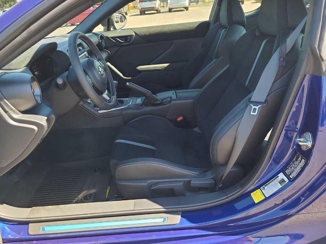 Photo of 2025 Blue Toyota GR86