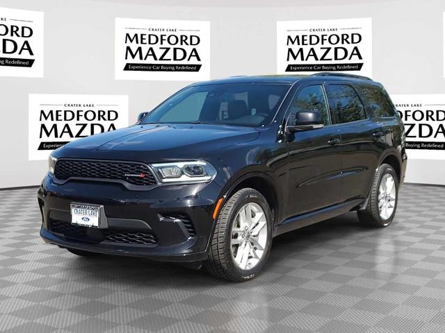 Photo of 2024 DB Black Clearcoat Dodge Durango