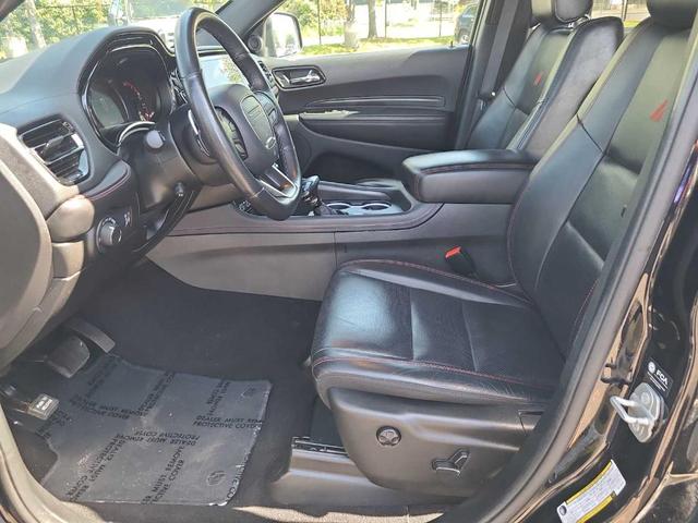 Photo of 2024 DB Black Clearcoat Dodge Durango