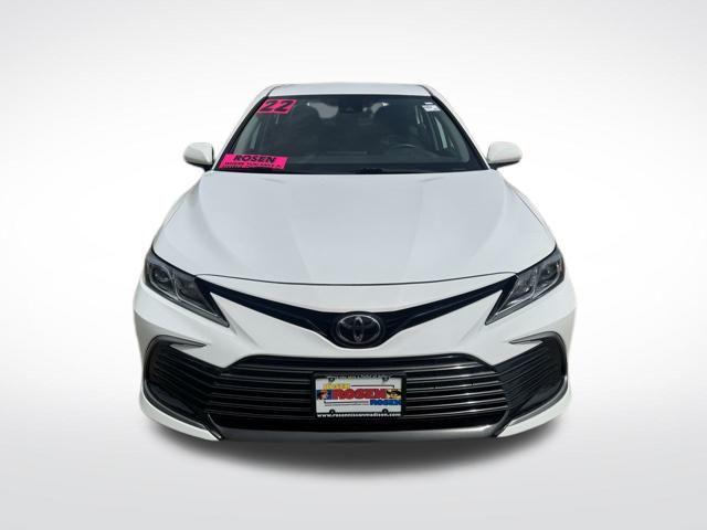 Photo of 2022 White Toyota Camry