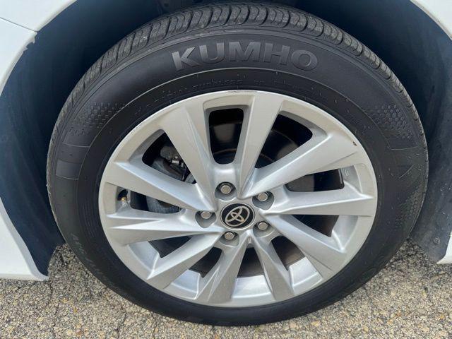 Photo of 2022 White Toyota Camry