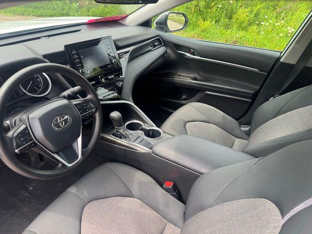 Photo of 2022 White Toyota Camry