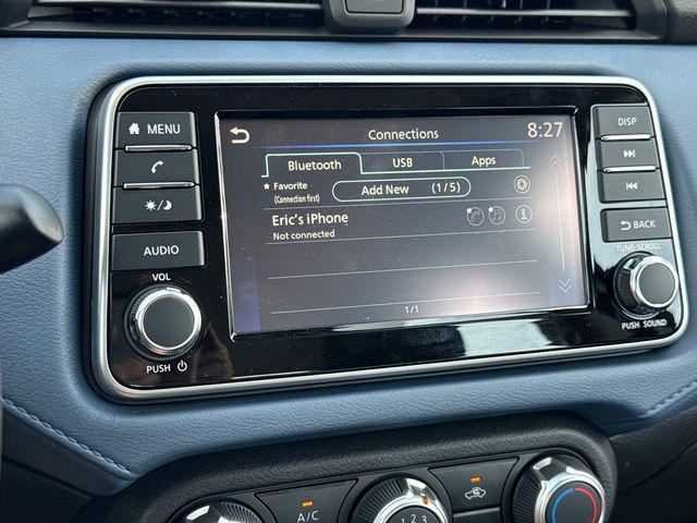 Photo of 2025 Brilliant Silver Metallic Nissan Versa