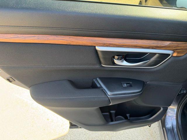 Photo of 2020 Sonic Gray Pearl Honda CR-V