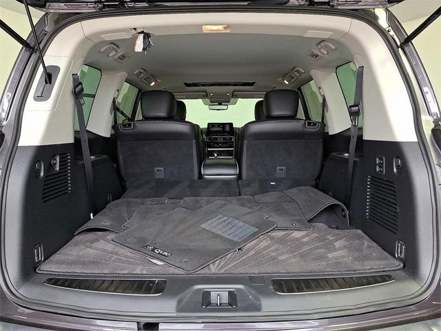 Photo of 2023 Anthracite Gray INFINITI QX80