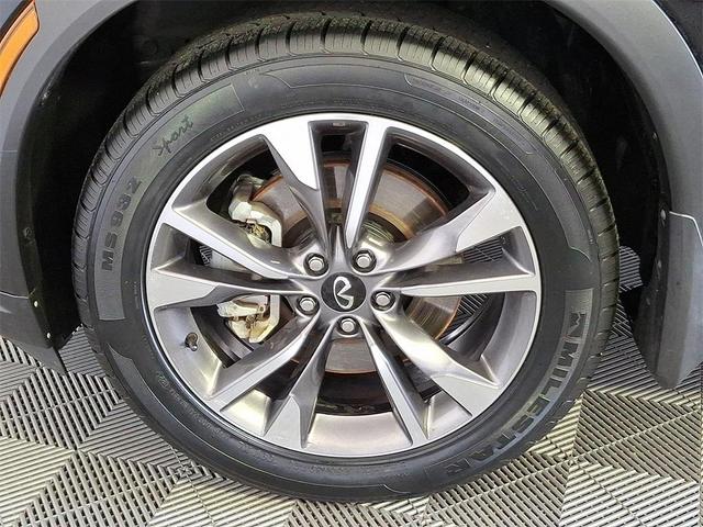 Photo of 2022 Mineral Black INFINITI QX60