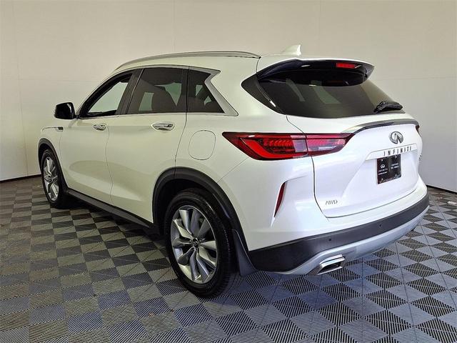 Photo of 2022 Majestic White INFINITI QX50