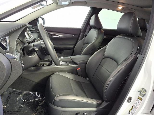 Photo of 2022 Majestic White INFINITI QX50