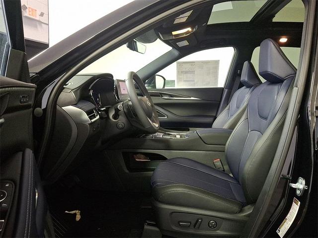 Photo of 2026 Diamond Black INFINITI QX60