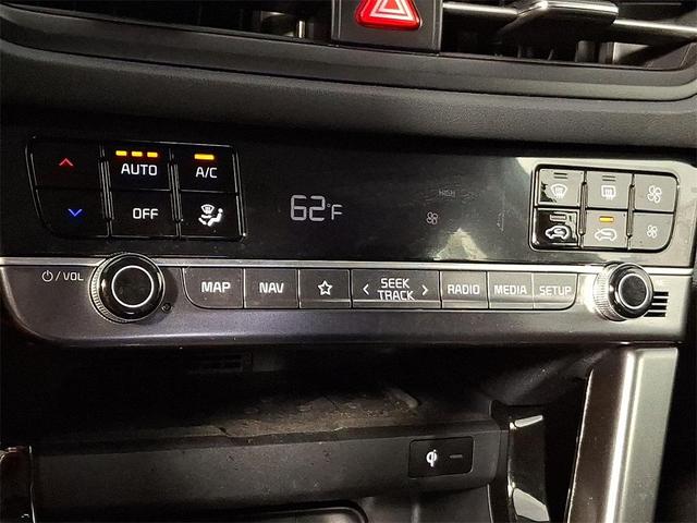 Photo of 2024 Steel Gray Kia Seltos