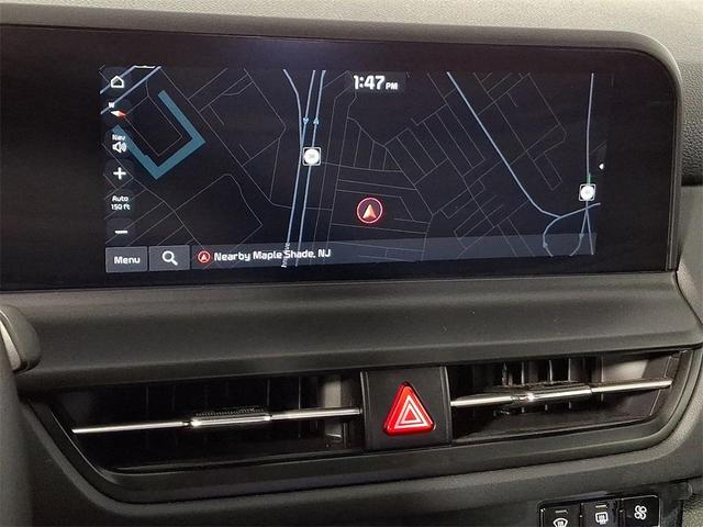 Photo of 2024 Steel Gray Kia Seltos