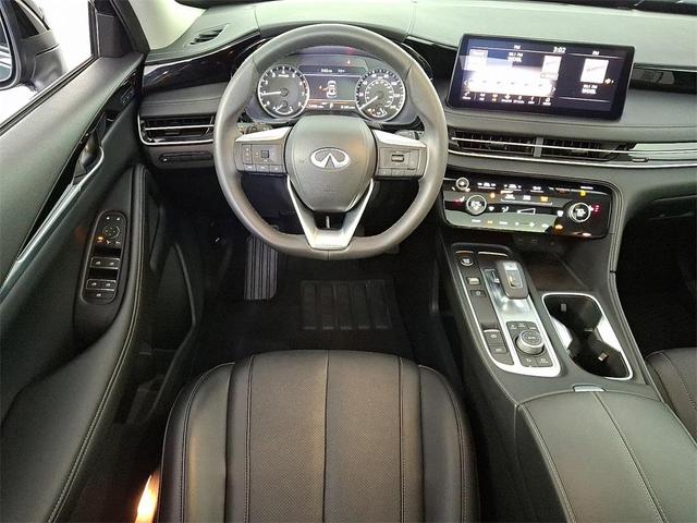 Photo of 2025 Diamond Black INFINITI QX60