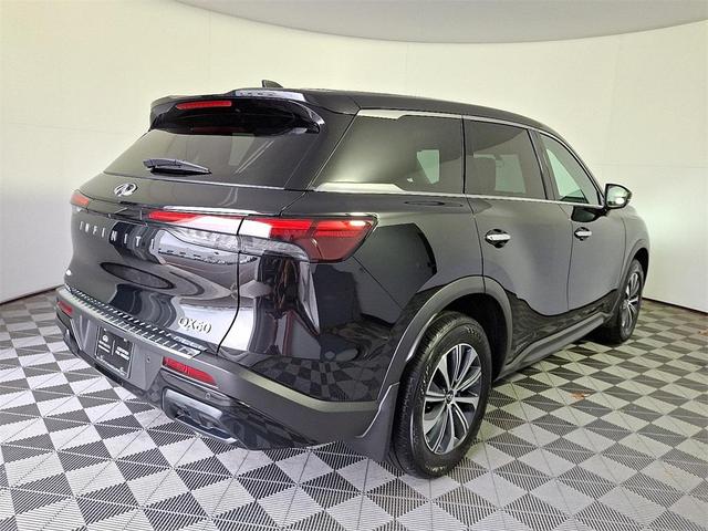 Photo of 2025 Diamond Black INFINITI QX60