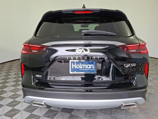 Photo of 2025 Black Obsidian INFINITI QX50