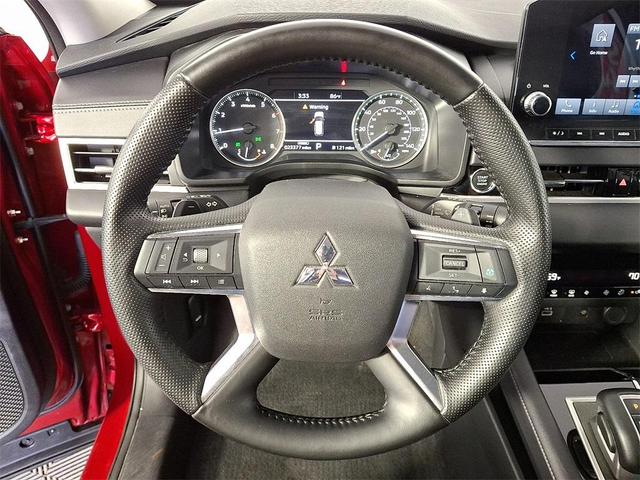 Photo of 2024 Red Mitsubishi Outlander