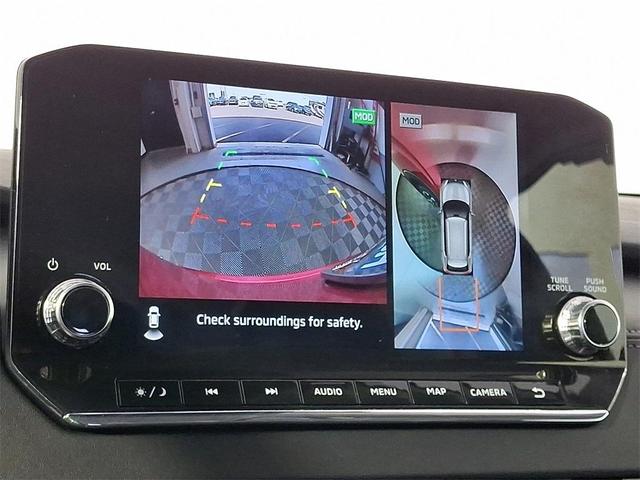 Photo of 2024 Red Mitsubishi Outlander