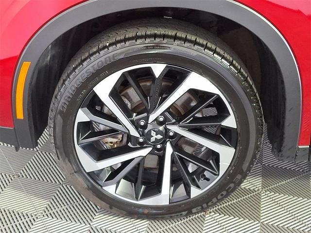 Photo of 2024 Red Mitsubishi Outlander