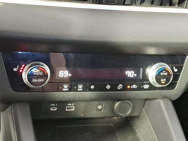 Photo of 2024 Red Mitsubishi Outlander
