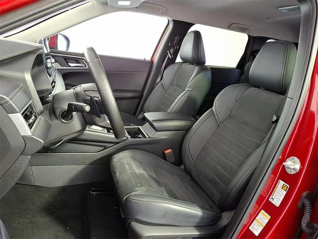 Photo of 2024 Red Mitsubishi Outlander