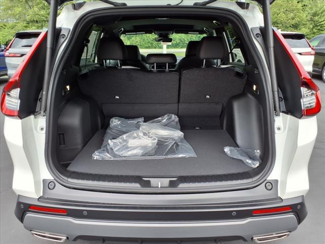 Photo of 2026 Platinum White Honda CR-V Hybrid
