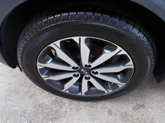 Photo of 2018 Snow White Pearl Kia Sportage