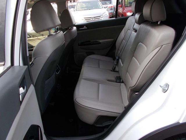 Photo of 2018 Snow White Pearl Kia Sportage