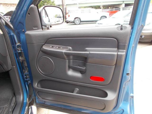 Photo of 2005 Atlantic Blue Pearlcoat Dodge Ram 1500