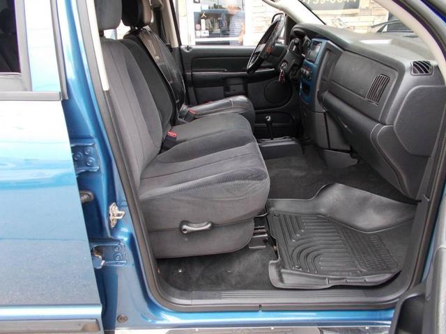 Photo of 2005 Atlantic Blue Pearlcoat Dodge Ram 1500