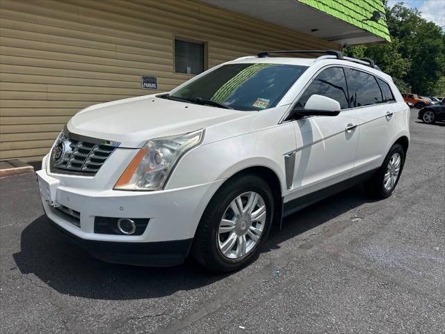 Photo of 2015 White Cadillac SRX