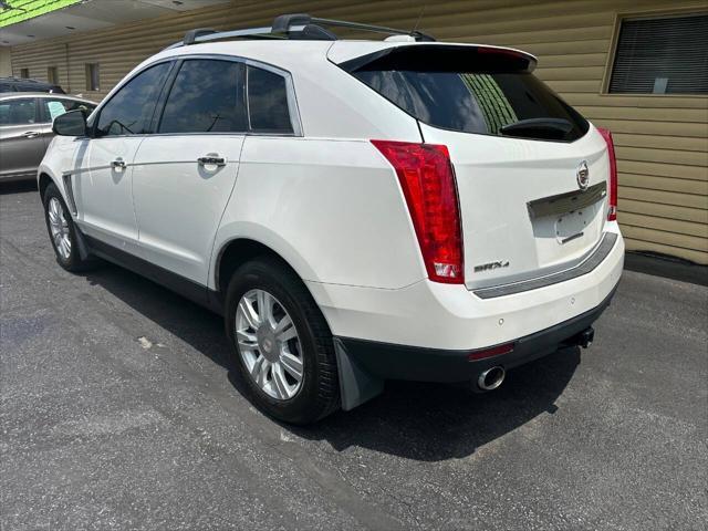 Photo of 2015 White Cadillac SRX
