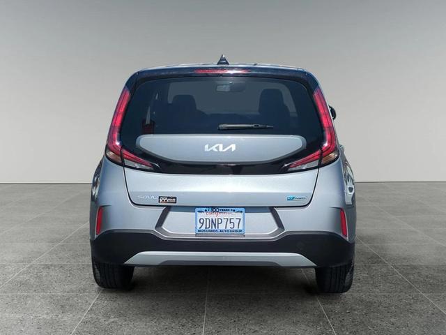 Photo of 2023 Steel Gray Kia Soul