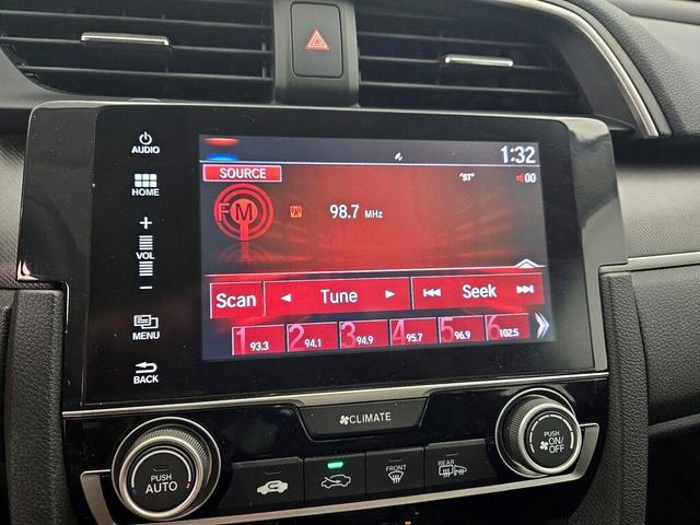 Photo of 2016 Gray Honda Civic
