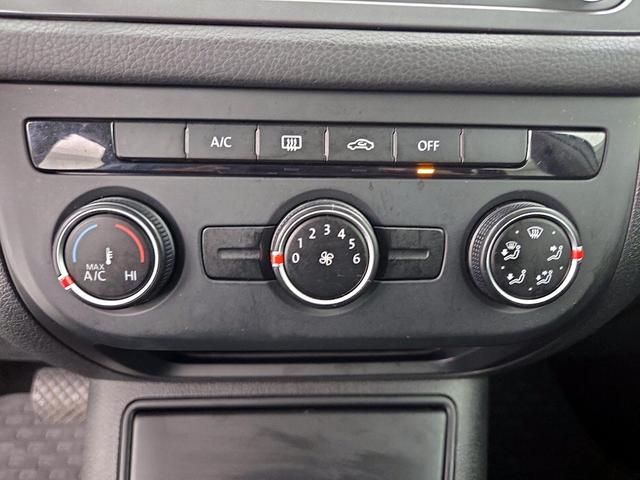 Photo of 2017 White Volkswagen Tiguan Limited