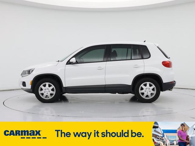 Photo of 2017 White Volkswagen Tiguan Limited