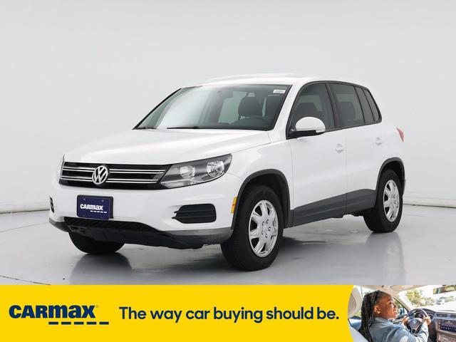 Photo of 2017 White Volkswagen Tiguan Limited