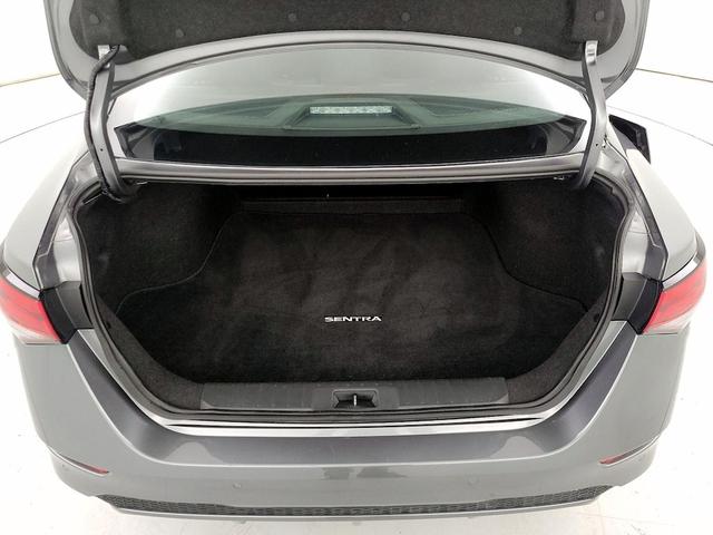 Photo of 2024 Gray Nissan Sentra