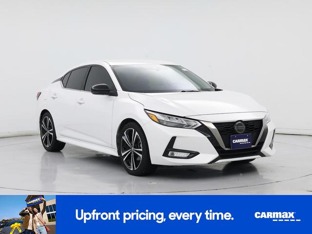 Photo of 2021 White Nissan Sentra