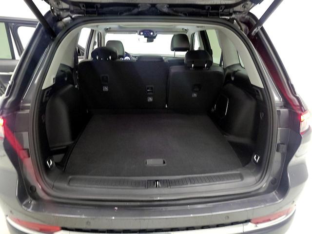 Photo of 2022 Gray Jeep Grand Cherokee