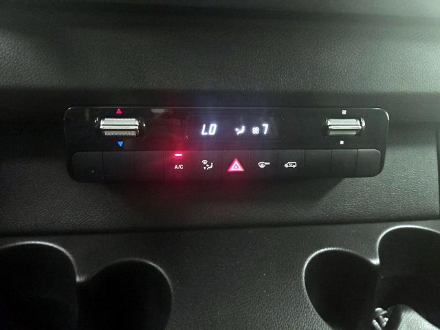Photo of 2021 White Mercedes-Benz Sprinter 2500