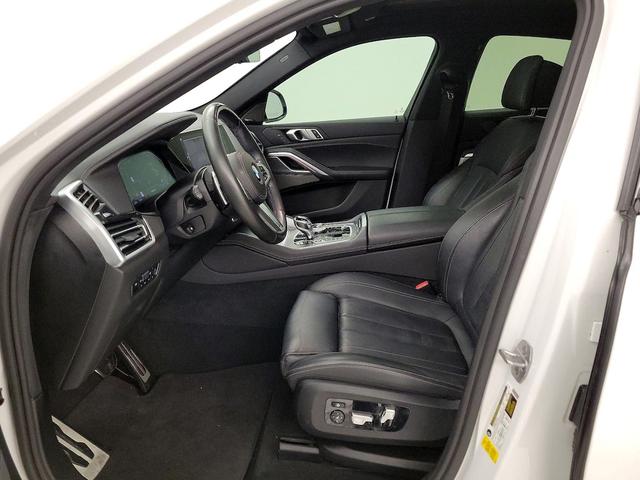 Photo of 2020 White BMW X6
