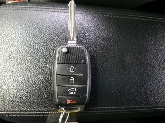 Photo of 2016 Gray Kia Forte