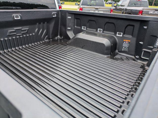 Photo of 2021 Silver Ice Metallic Chevrolet Silverado 1500