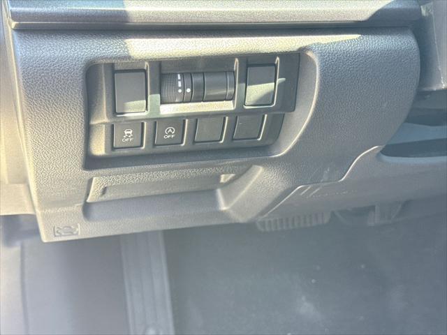 Photo of 2022 Crystal White Subaru Crosstrek