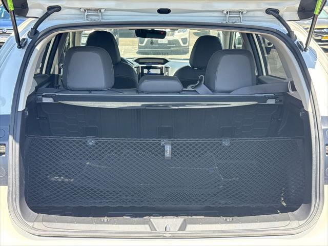 Photo of 2022 Crystal White Subaru Crosstrek