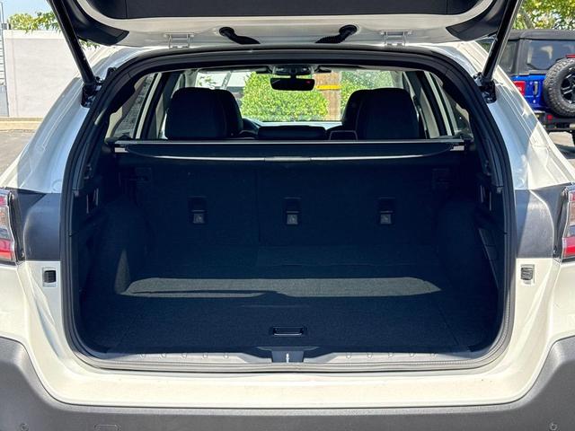 Photo of 2025 Crystal White Pearl Subaru Outback