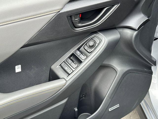 Photo of 2025 Ice Silver Metallic Subaru Crosstrek