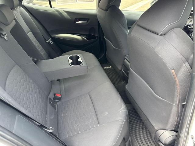Photo of 2022 White Toyota Corolla