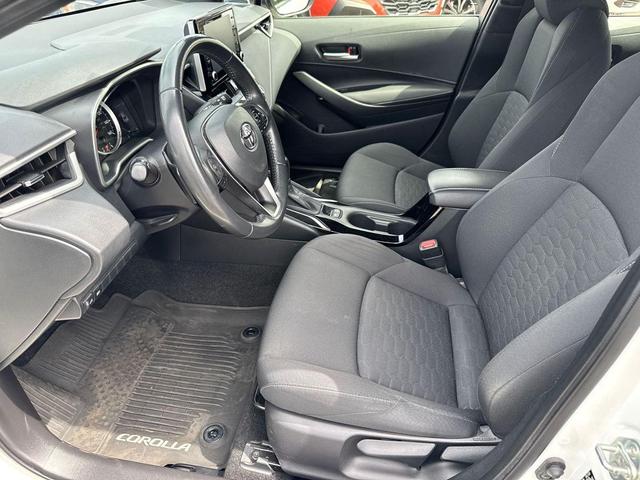 Photo of 2022 White Toyota Corolla