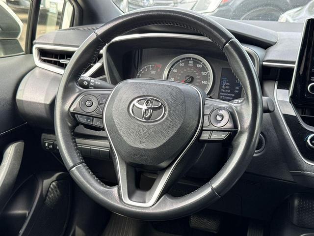 Photo of 2022 White Toyota Corolla